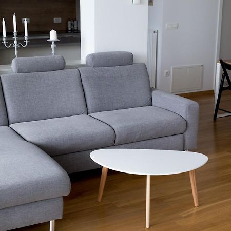 Auredius Deluxe Sea Apartment Koper Bagian luar foto