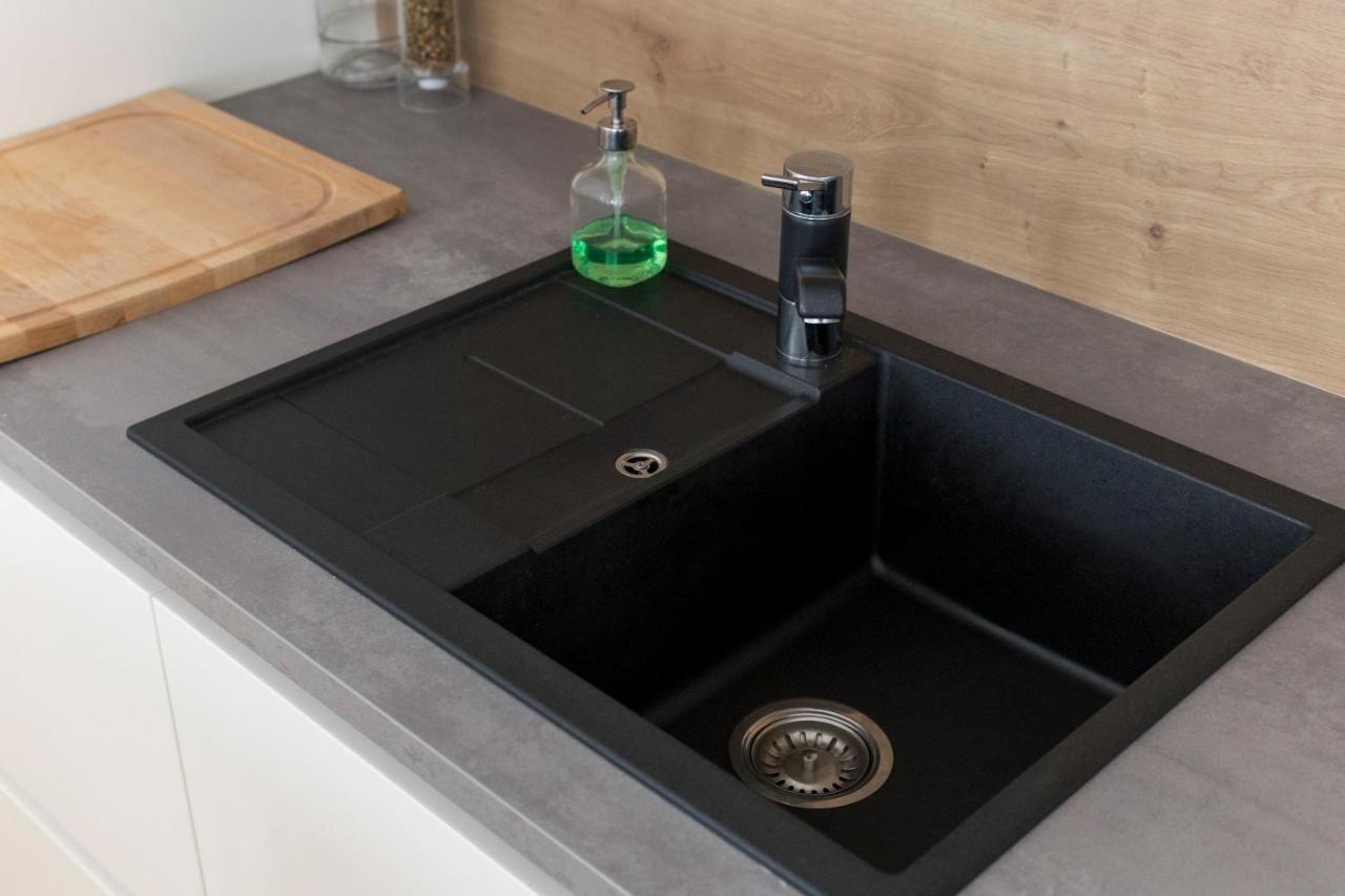 Auredius Deluxe Sea Apartment Koper Bagian luar foto