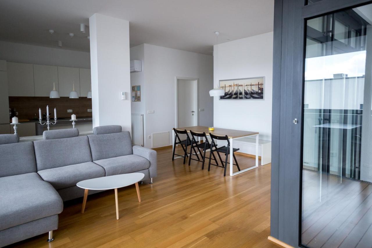 Auredius Deluxe Sea Apartment Koper Bagian luar foto